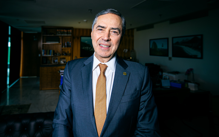 66cc7a2c5c1b7-9r2a0464 Barroso lançou em Brasília o livro