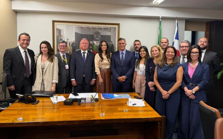 69bdadd3cfef7-reuniao_ccj16_geral Entidades defendem cautela com redução da jornada às lideranças da CCJ