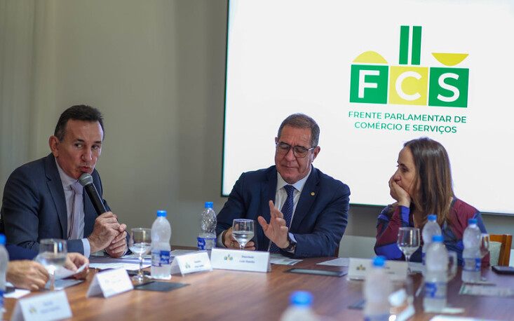 6a4d0c47eb252-55369339319_57ce5b6f09_c Mobilização no Congresso busca garantir a atualização de todas as faixas do Simples Nacional